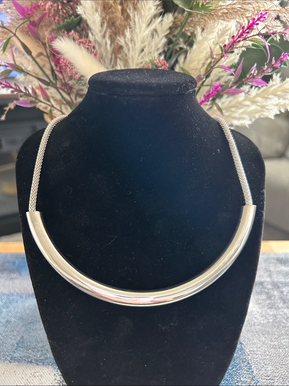 a.n.a Polished Silver Curved Collar Necklace
